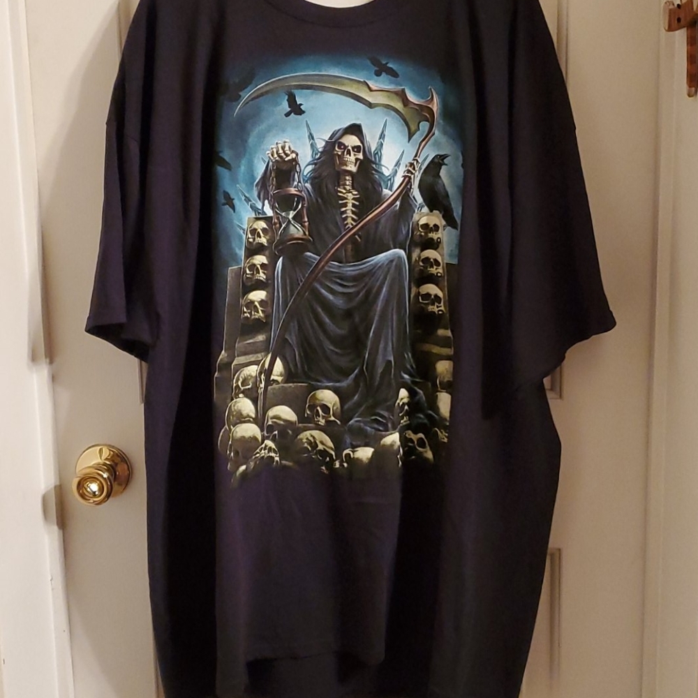 Men's skull/Reaper shirt
